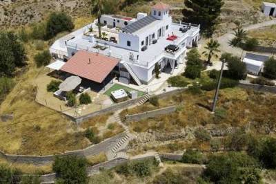 Casa Torreta Blanca, Partaloa
