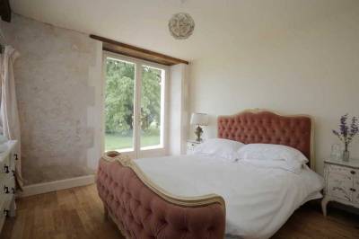 The French Retreat, Bordeaux Region, Yviers