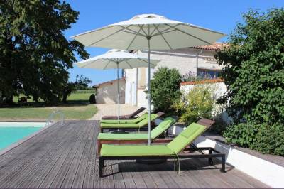 The French Retreat, Bordeaux Region, Yviers