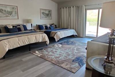 Blisstopia Retreats, Peoria