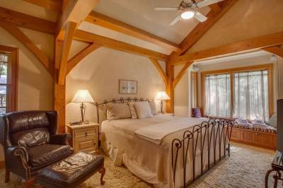 Snowgrass Lodge - A River & Mountain Retreat, Leavenworth