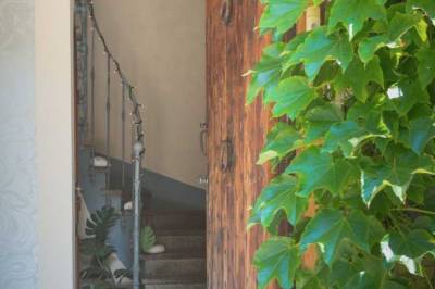 Ninne Caring Retreat in Provence, Goult