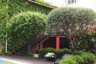 Ninne Caring Retreat in Provence, Goult